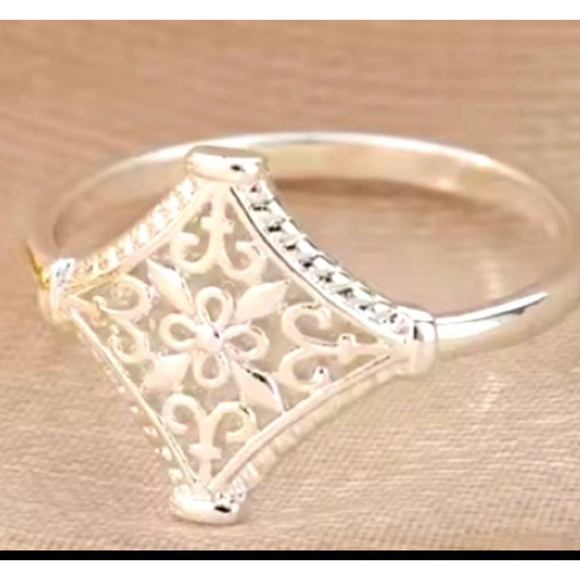 NEW 14k White Gold Plated 316L Cut Out Filigree Ring Size 6.5‎ - Picture 3 of 13